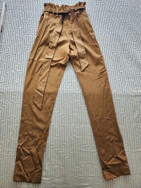 Kymerah High-Waist Paperbag Straight-Leg Trousers in Brown